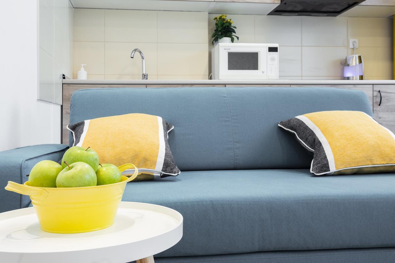 Giallo Apartment - Free Private Parking Novi Sad Dış mekan fotoğraf