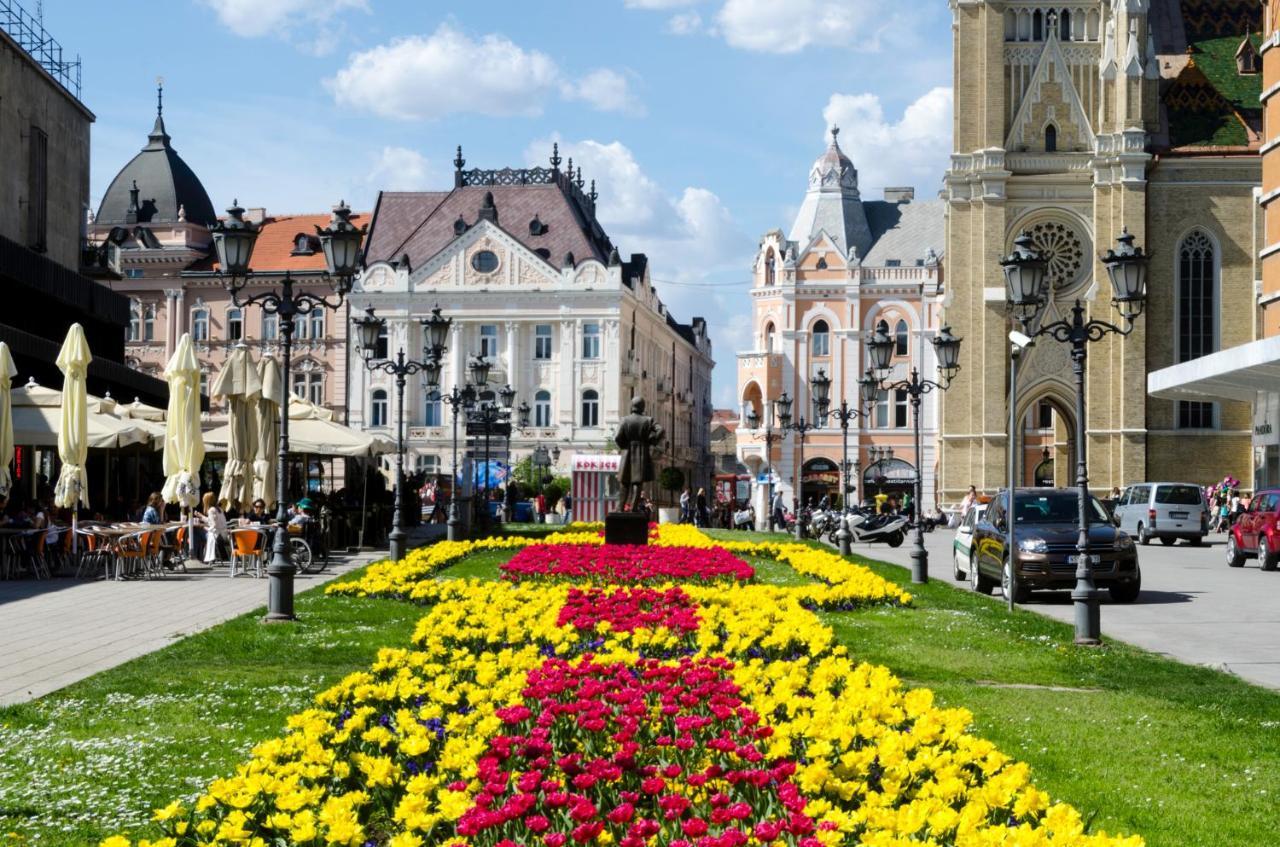 Giallo Apartment - Free Private Parking Novi Sad Dış mekan fotoğraf