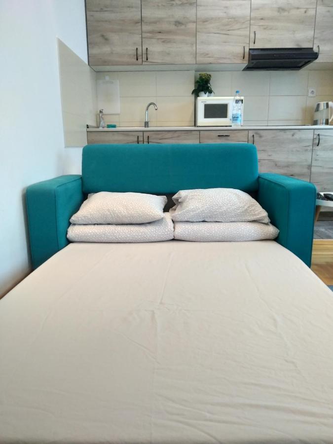 Giallo Apartment - Free Private Parking Novi Sad Dış mekan fotoğraf